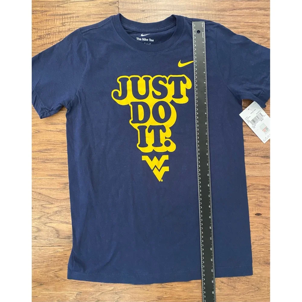 Nike West Virginia Mountaineers Just Do It Navy Blue Graphic T-Shirt Boys Large